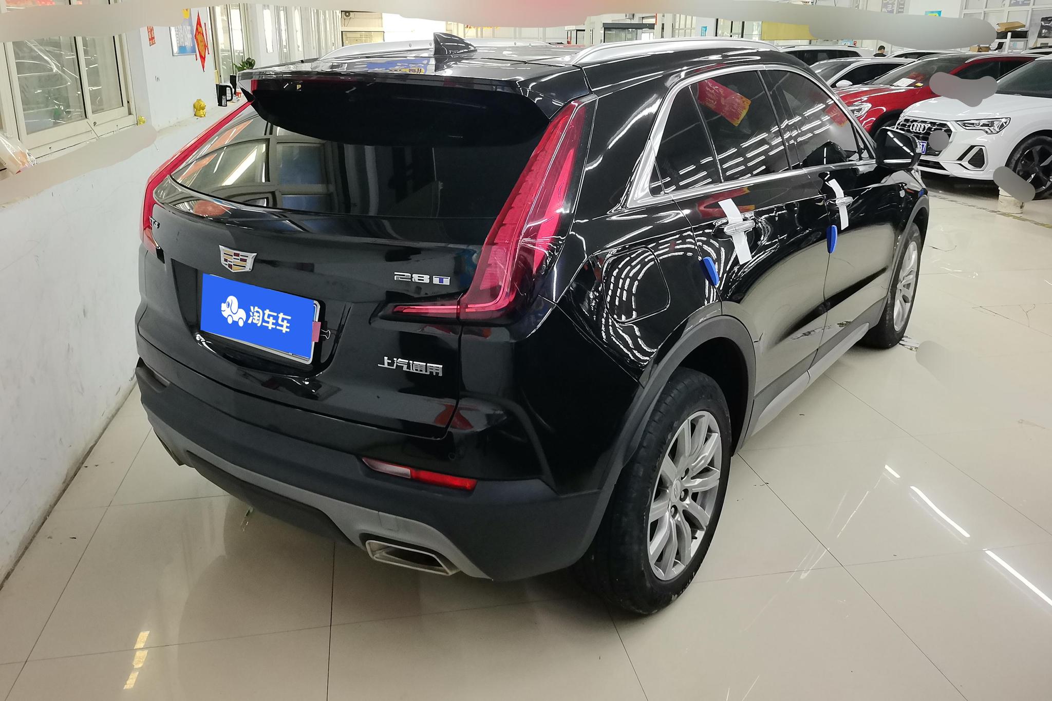 Cadillac XT4 2022 28T Luxury