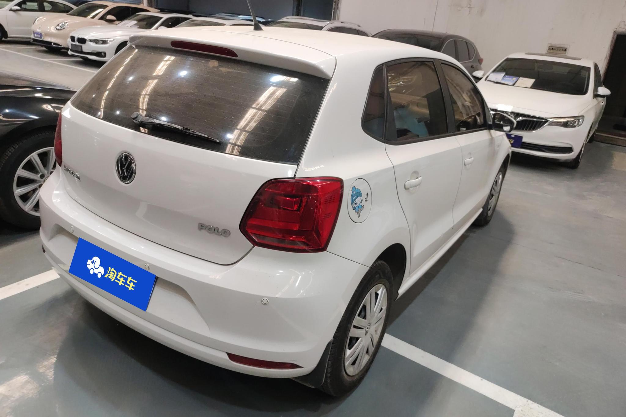 Volkswagen Polo 2016 1.4L AT