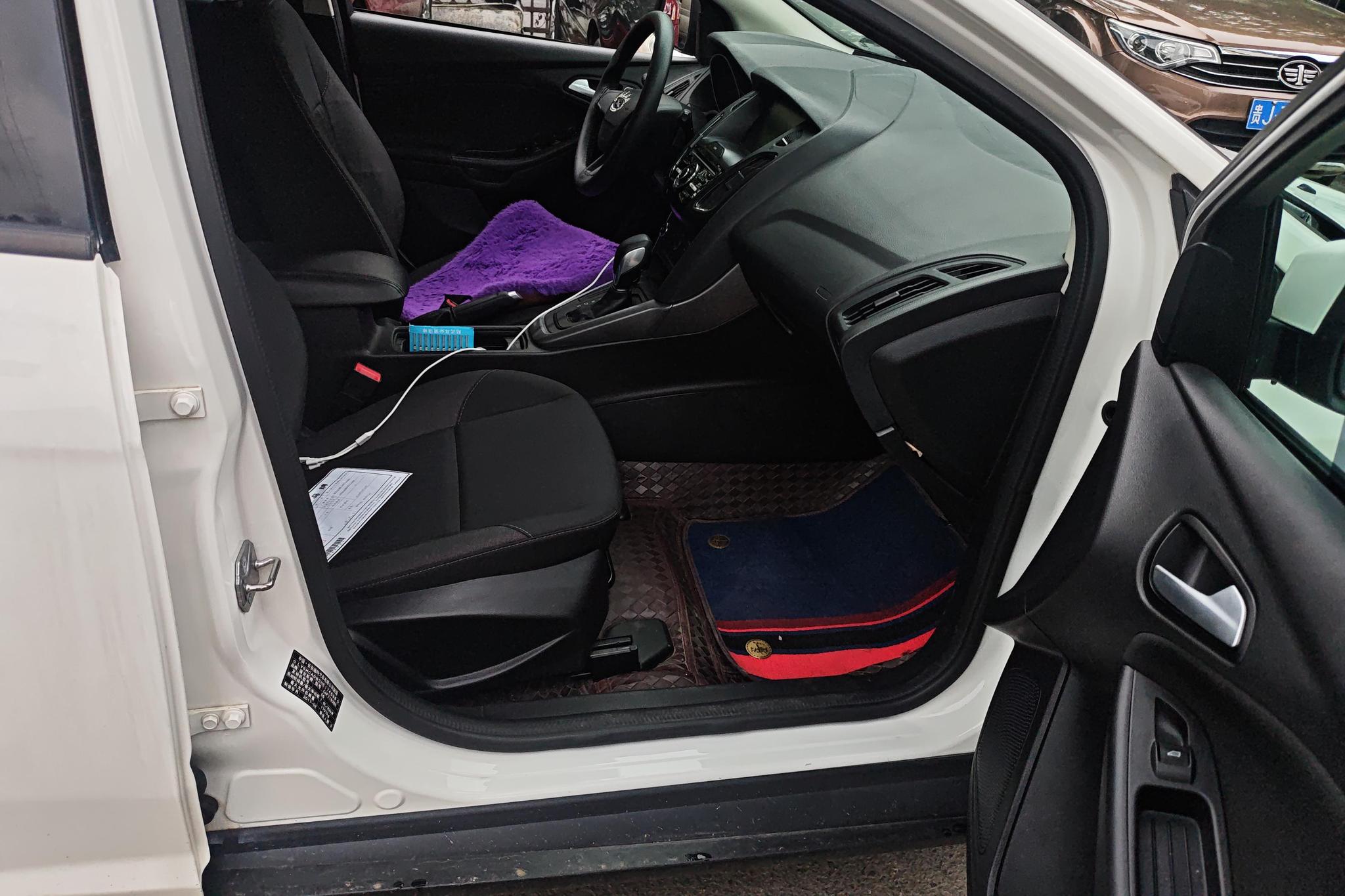 Ford Focus 2017 1.6L AT Comfort