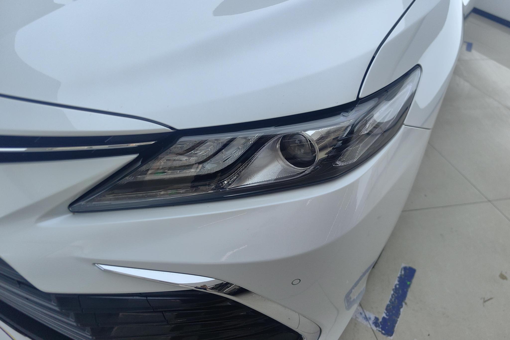 Toyota Camry 2023 2.0G Luxury