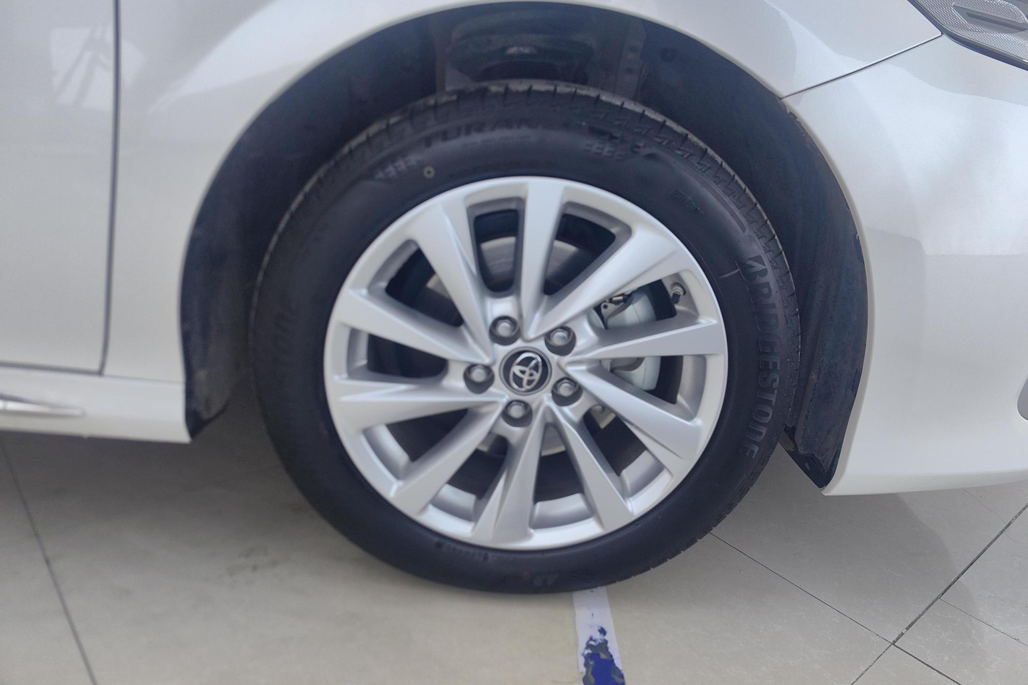 Toyota Camry 2023 2.0G Luxury