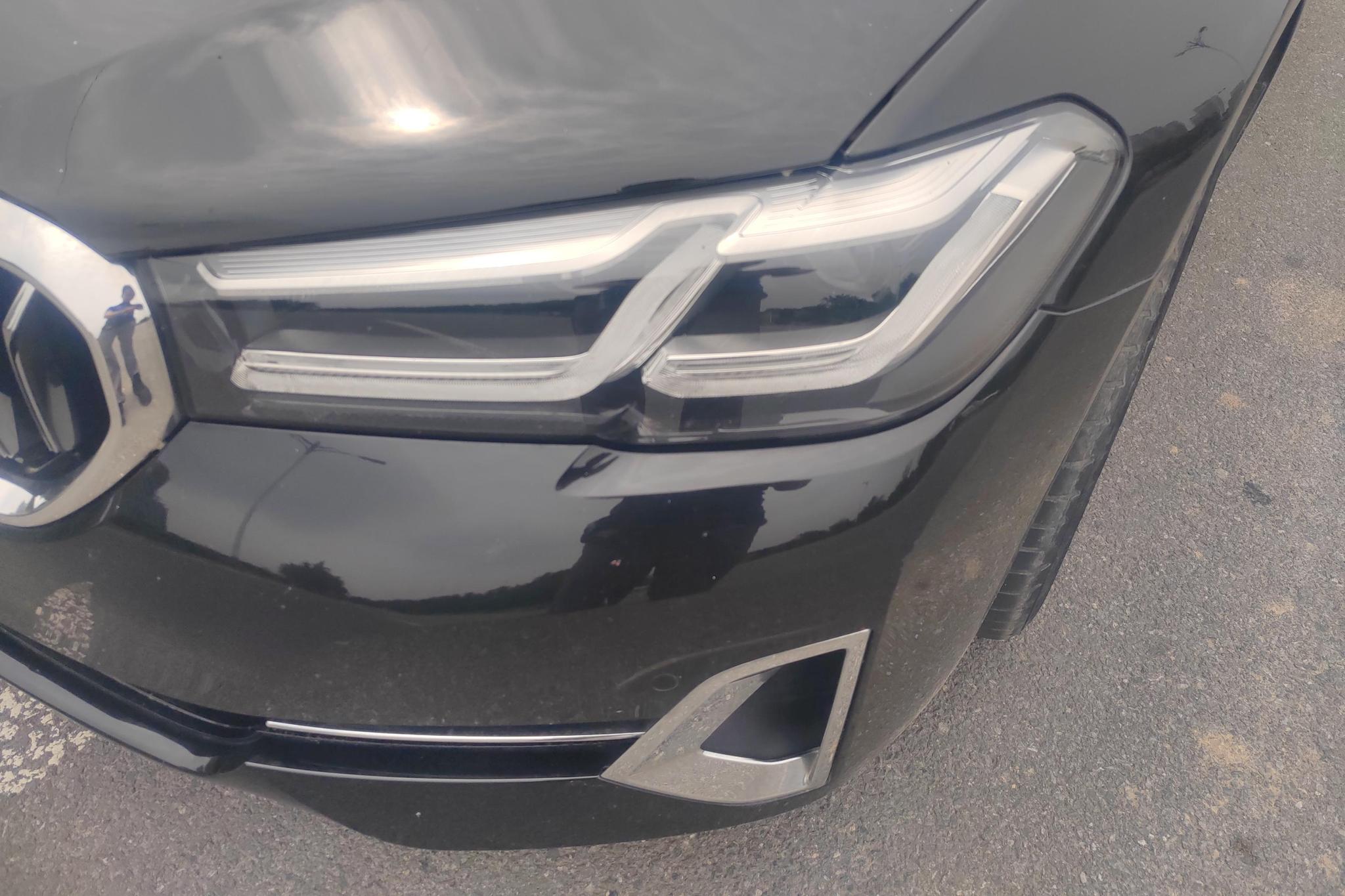 BMW 5 серииPHEV 5 PHEV 2022 535Le Luxury
