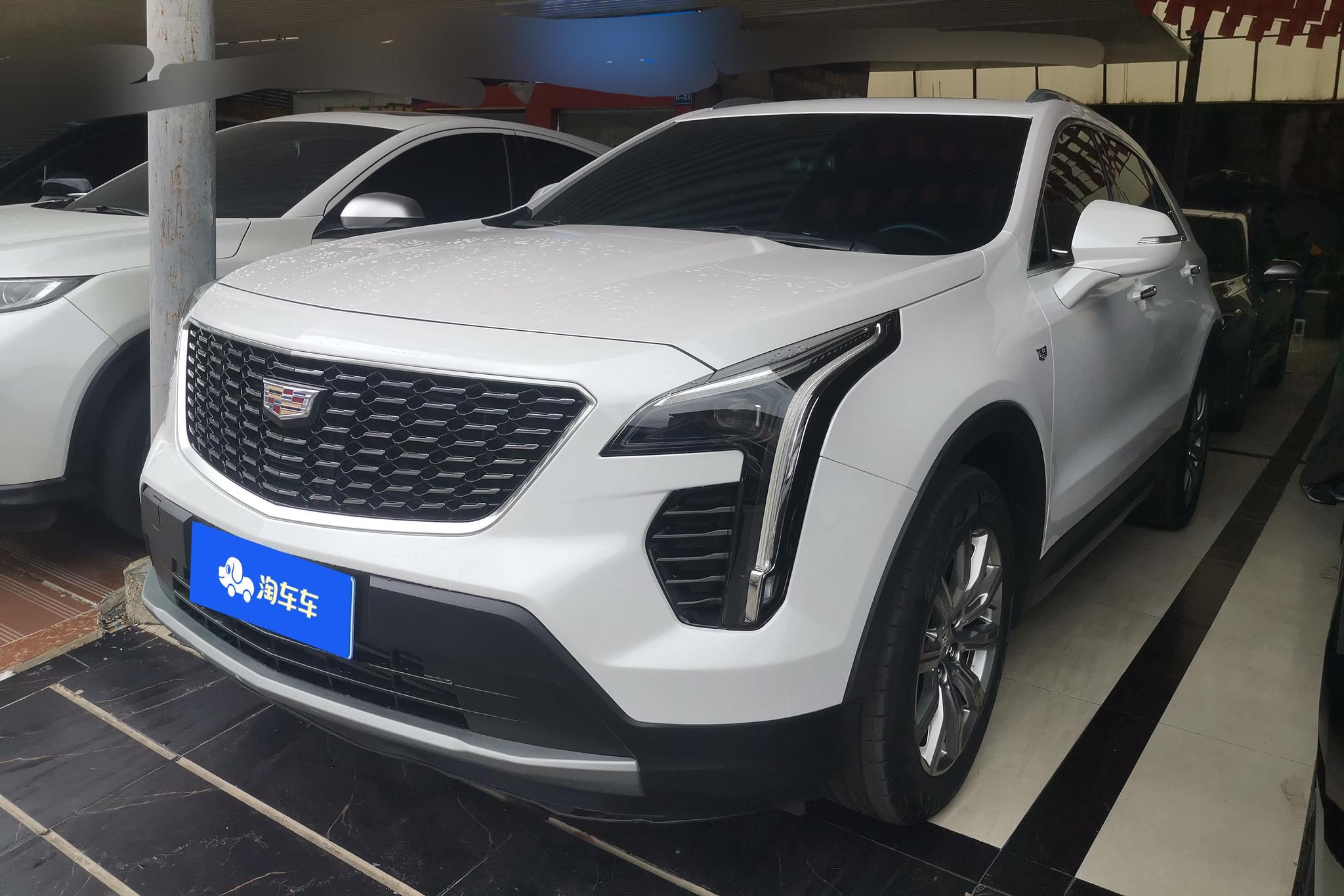 Cadillac XT4