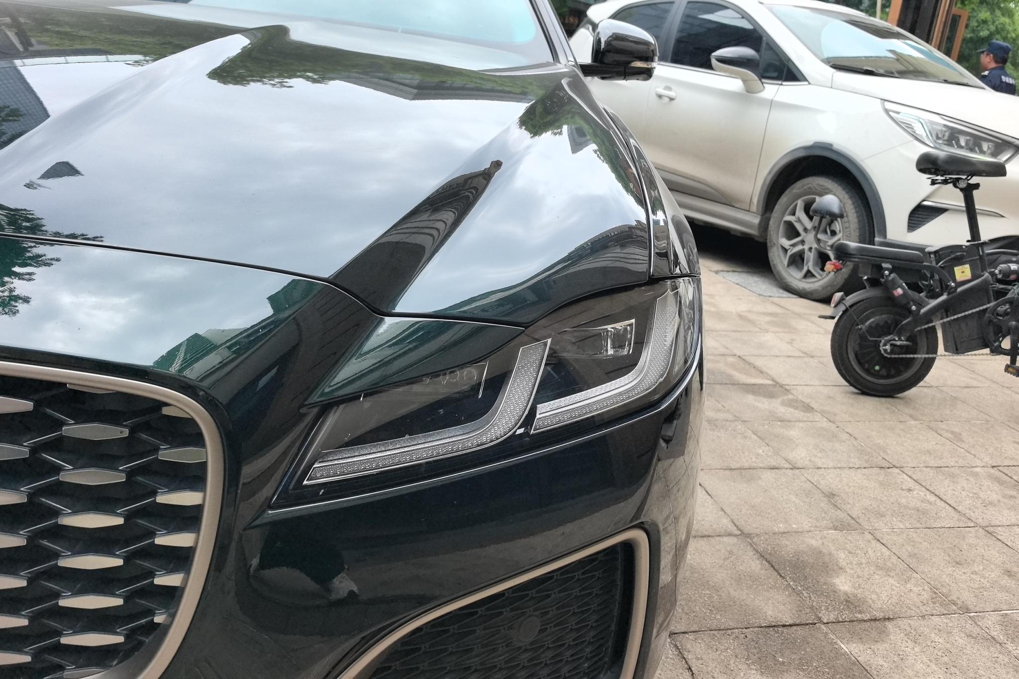 Jaguar XFL 2023 2.0T P250 Premium Luxury