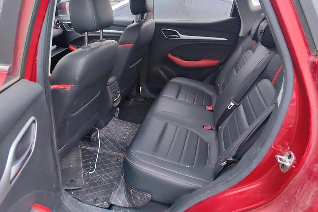 MG ZS 2020 260 TGI ATTrophy Plus L 2+ — фото 15