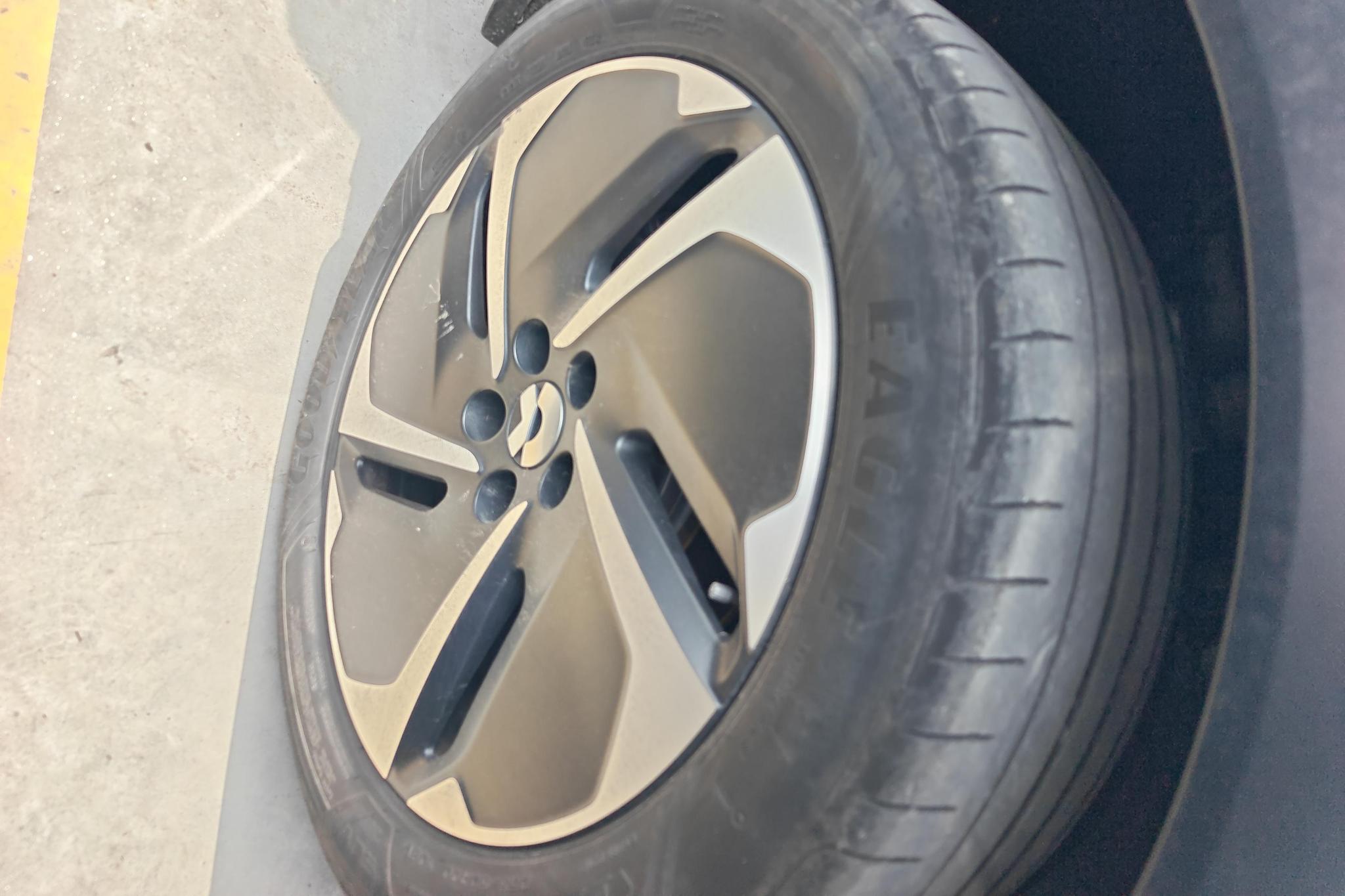 NIO EC6 2023 75kWh