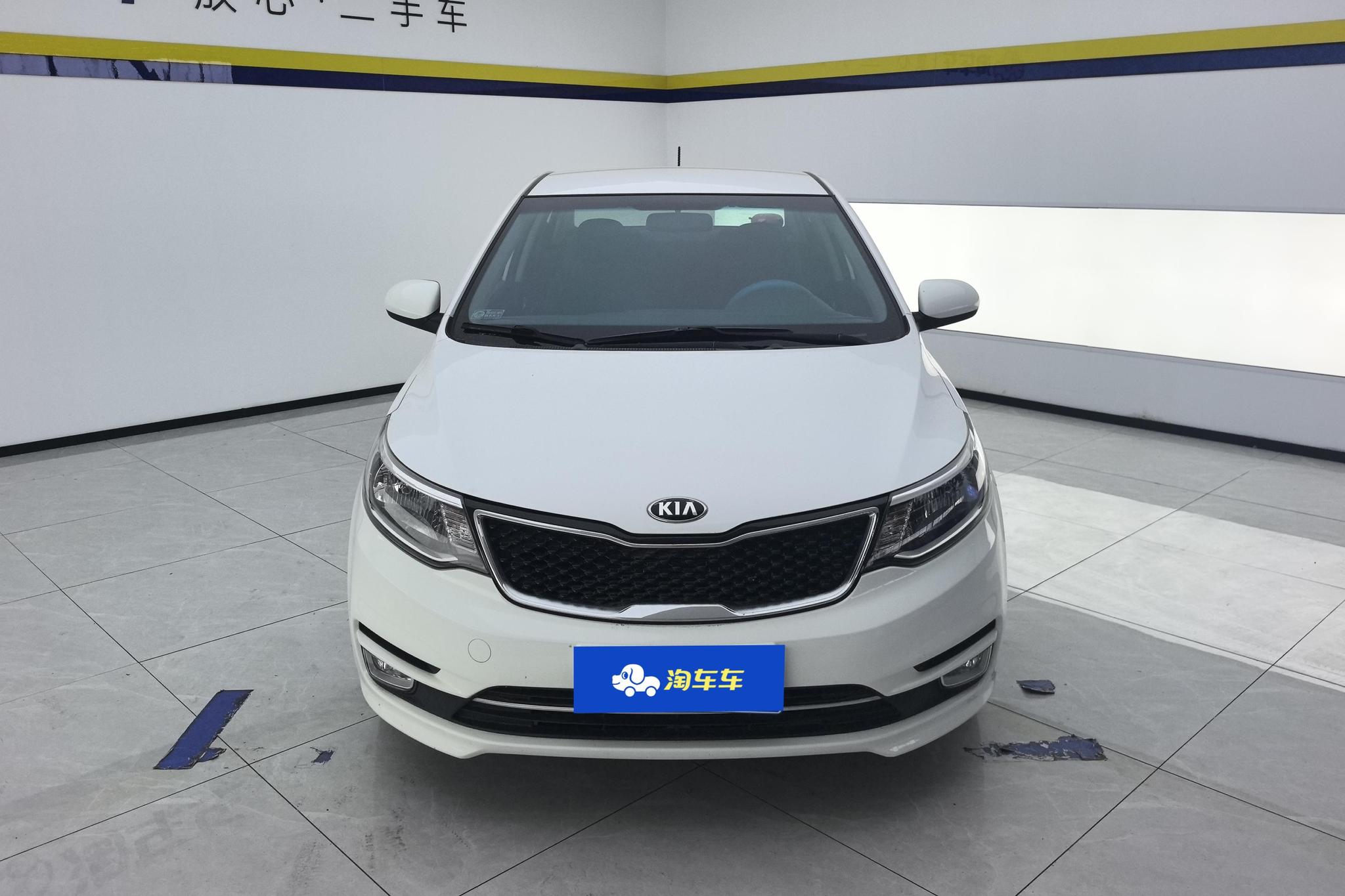 Kia K2 2015 1.4L MT GLS