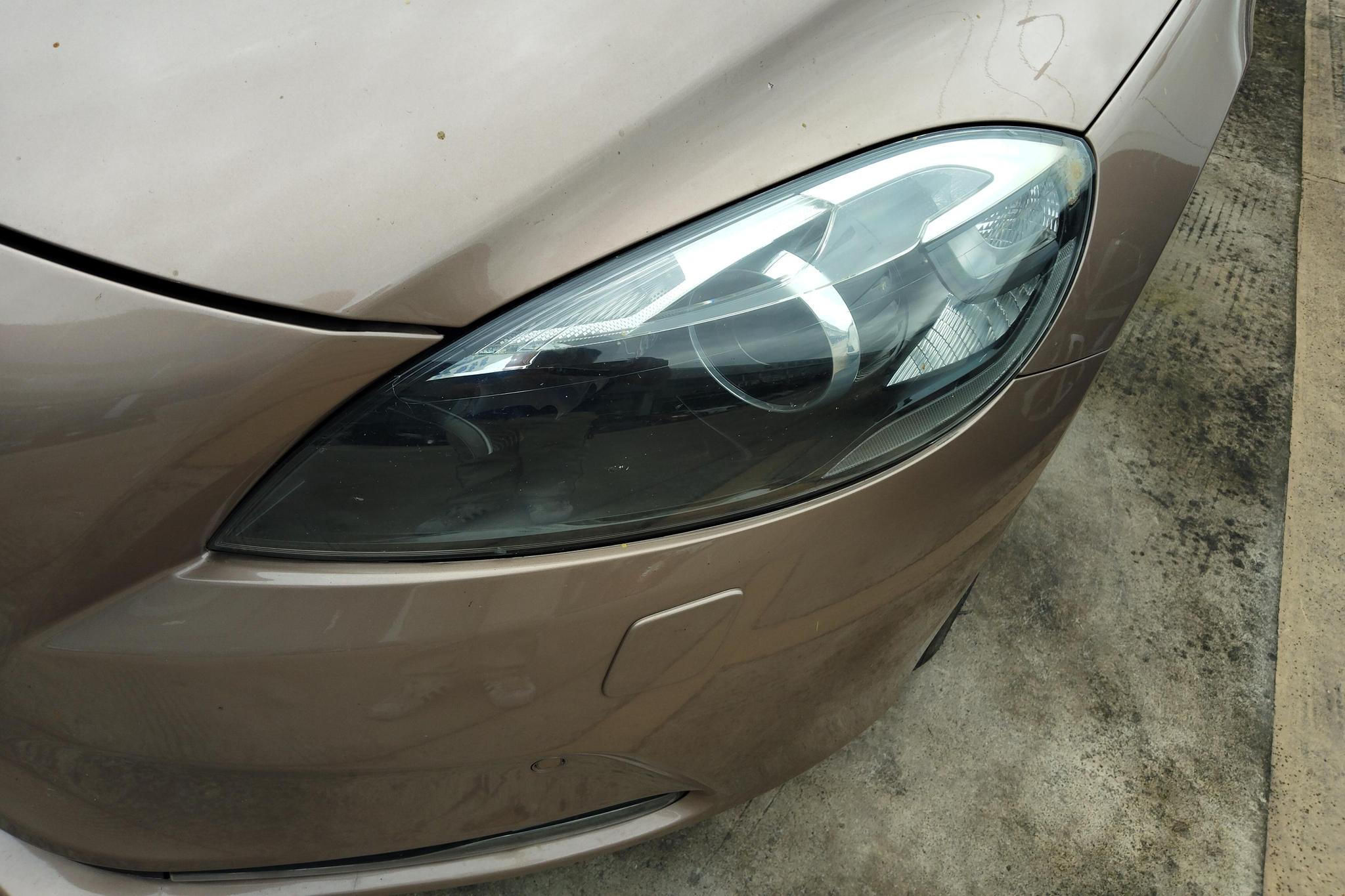Volvo V40 2014 2.0T