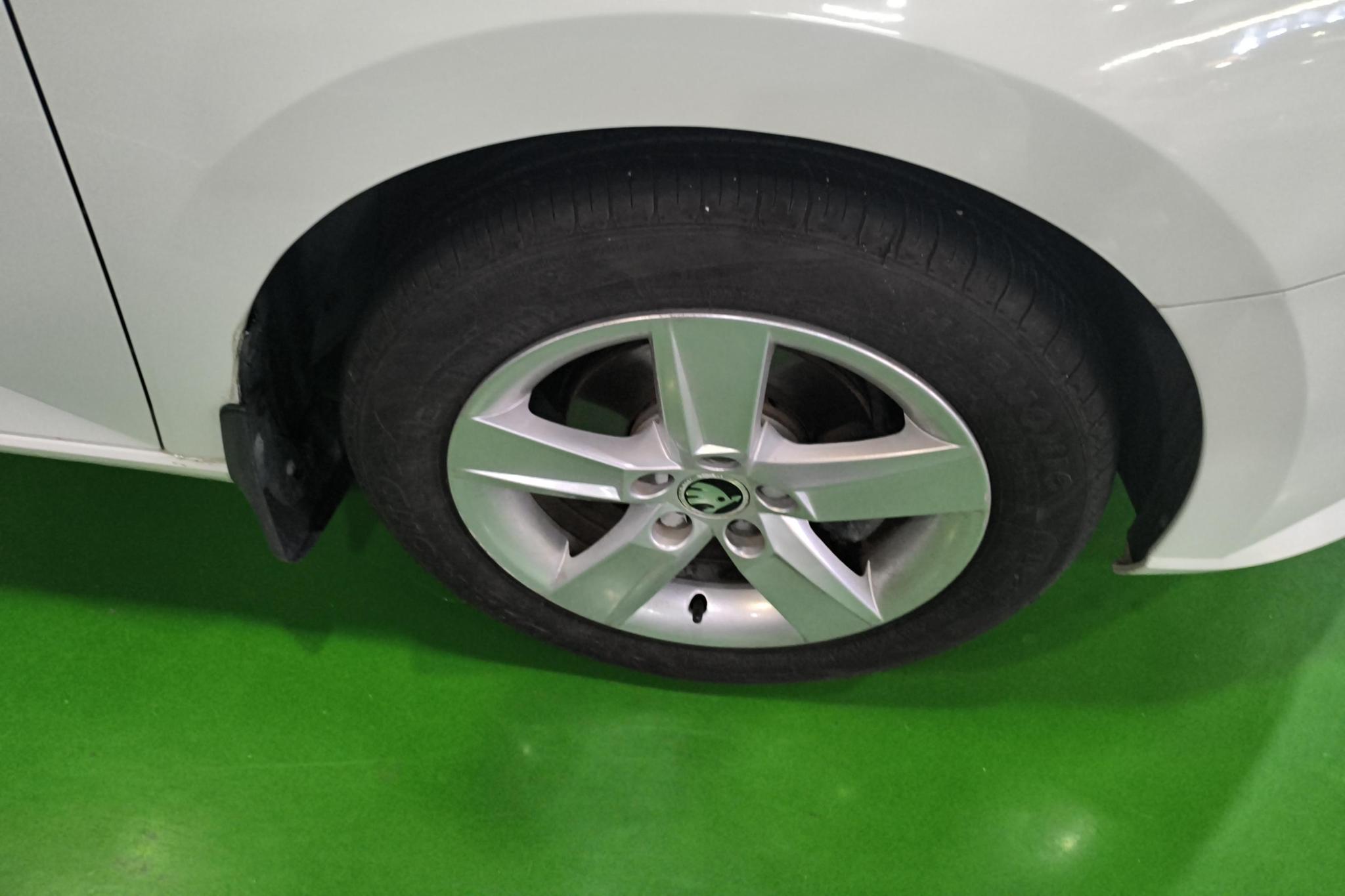 Skoda Fabia 2016 1.4L AT