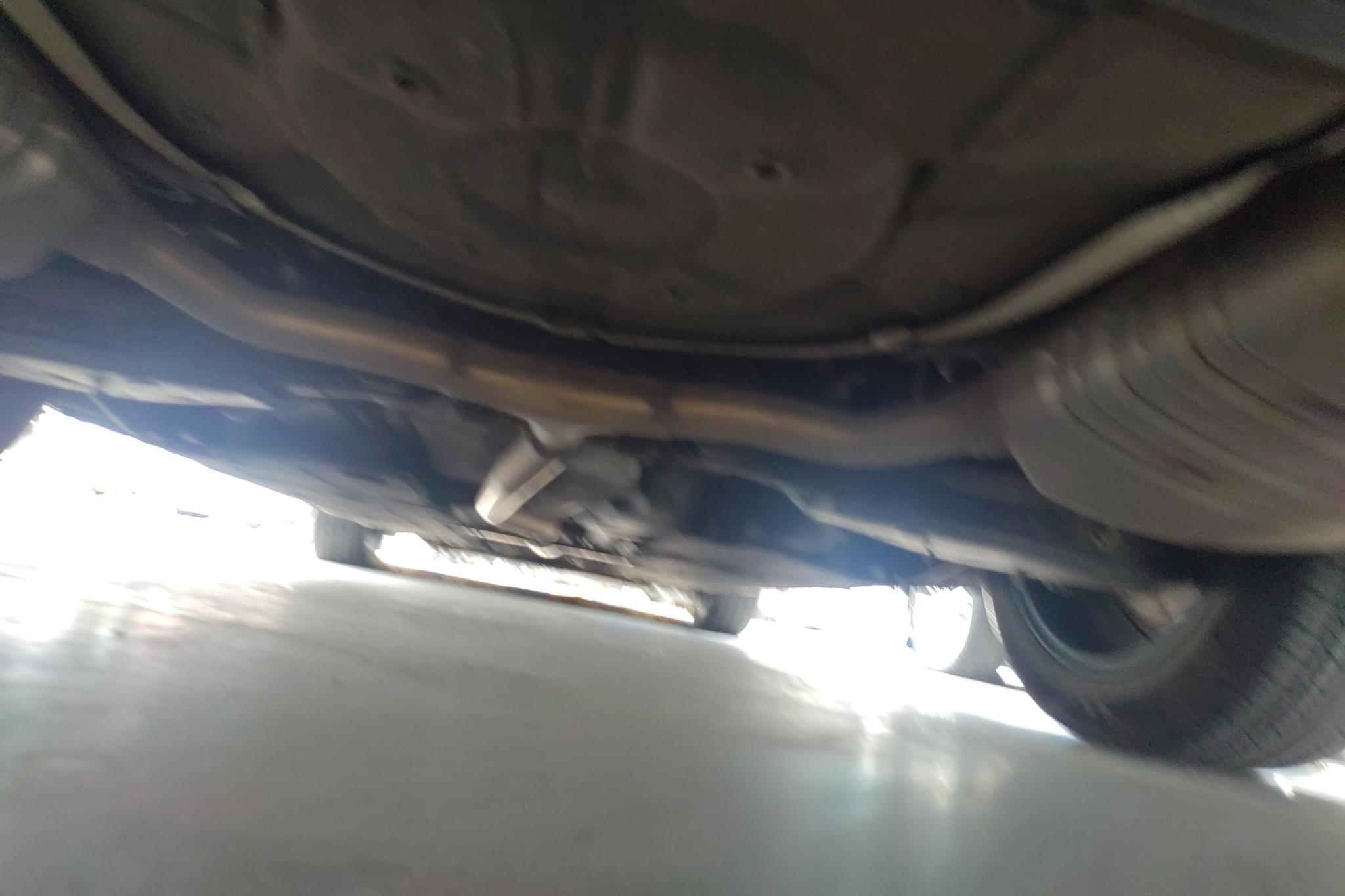 Hongqi H5 2023 2.0T AT