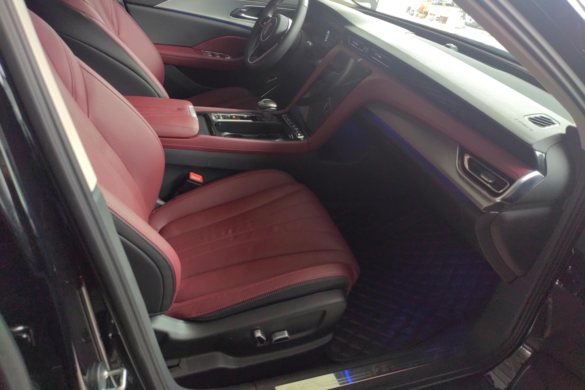 Hongqi H5 2023 2.0T AT