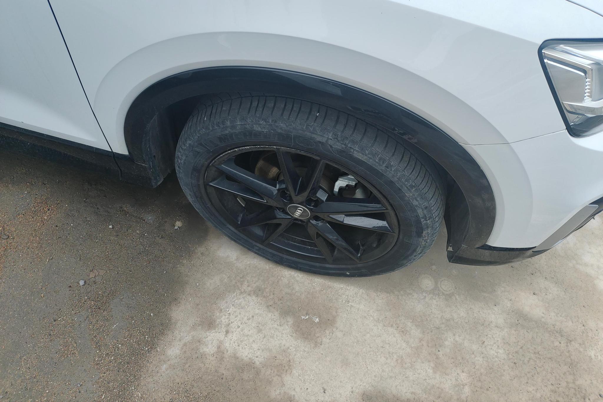 Audi Q2L 2018 35TFSI V