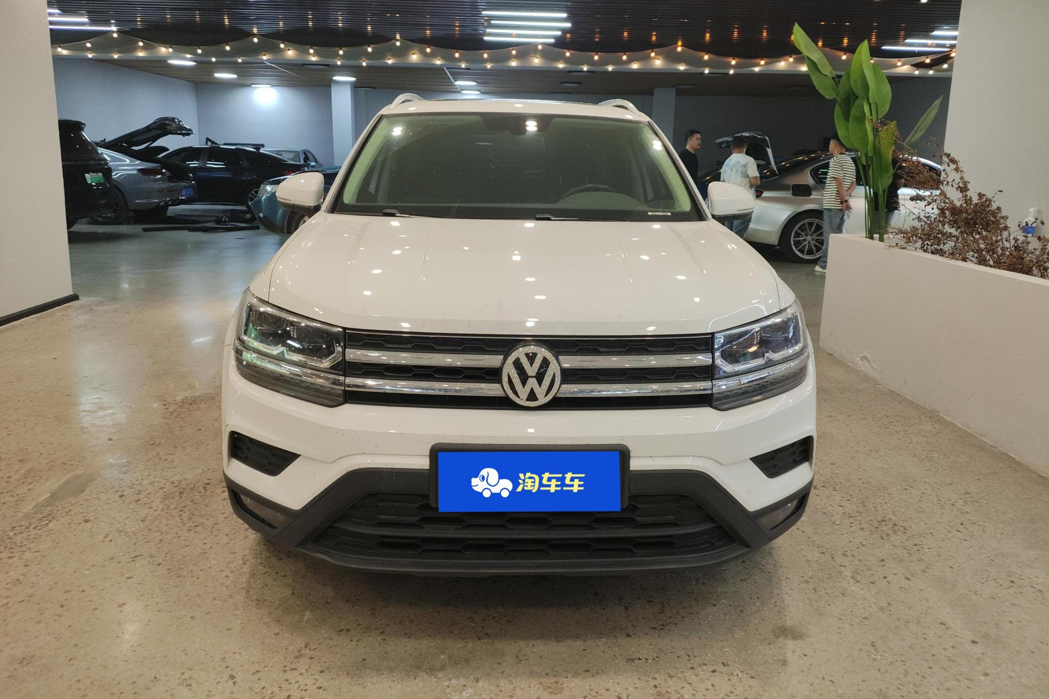 Volkswagen Tharu 2021 280TSI Luxury PLUS