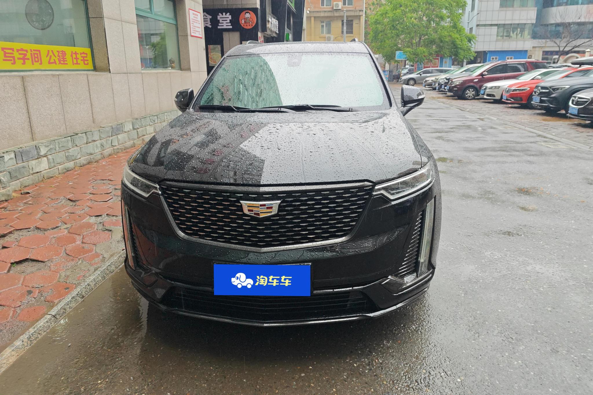 Cadillac XT6 2020 28T мест Luxury