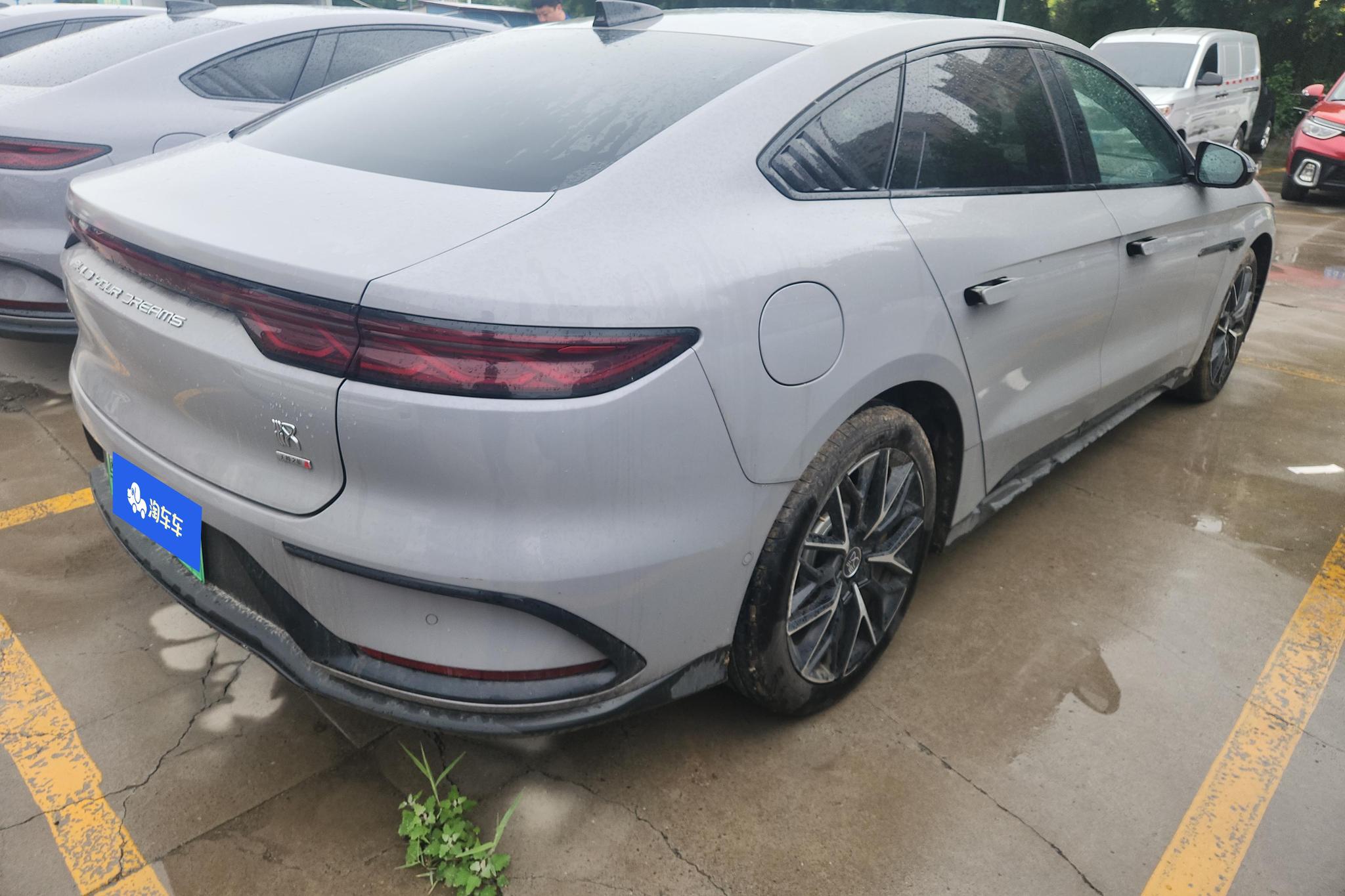 BYD Han DM 2025 Smart Drive DM-i 125KM