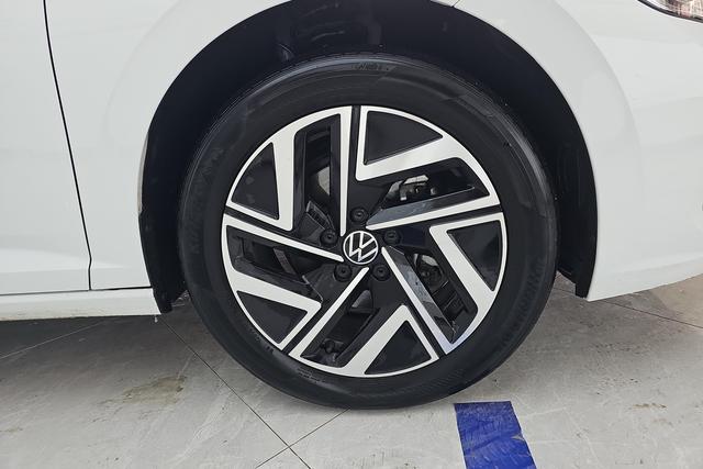 Volkswagen Sagitar 2024 300 TSI DSG — фото 11
