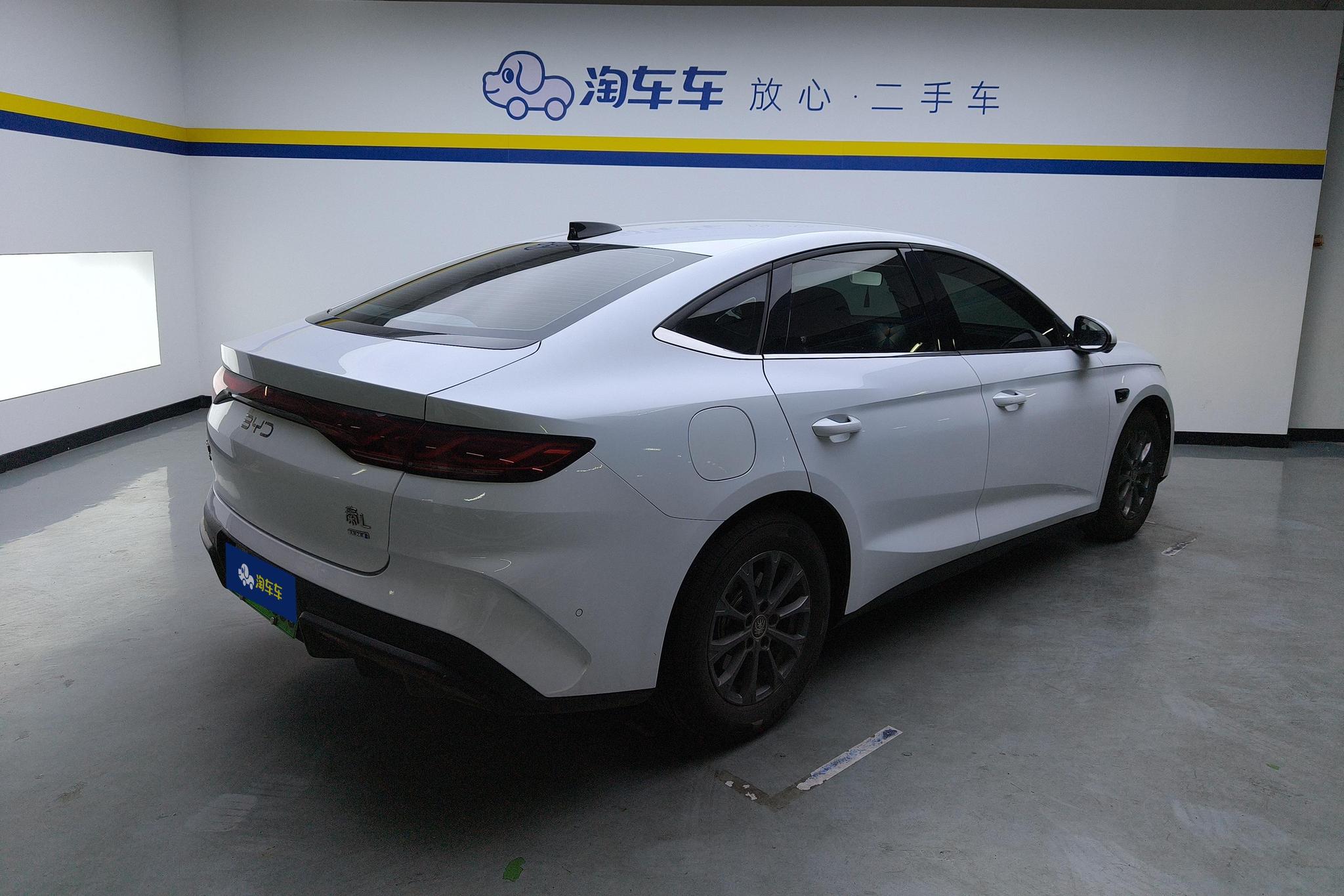 BYD Qin L L DM 2025 Smart Drive DM-i 80KM Lead