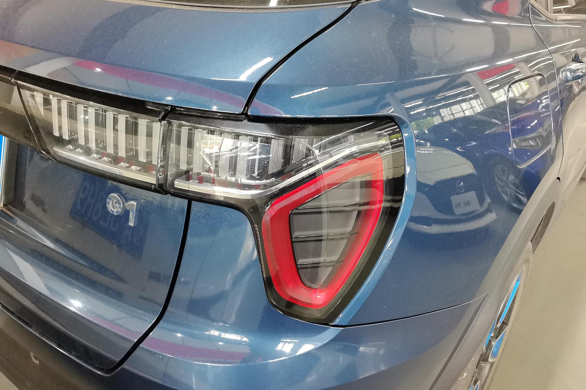 Lynk & Co 01 2017 2.0T Pro