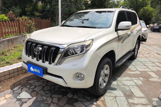 Toyota Prado 2015 2.7 L AT