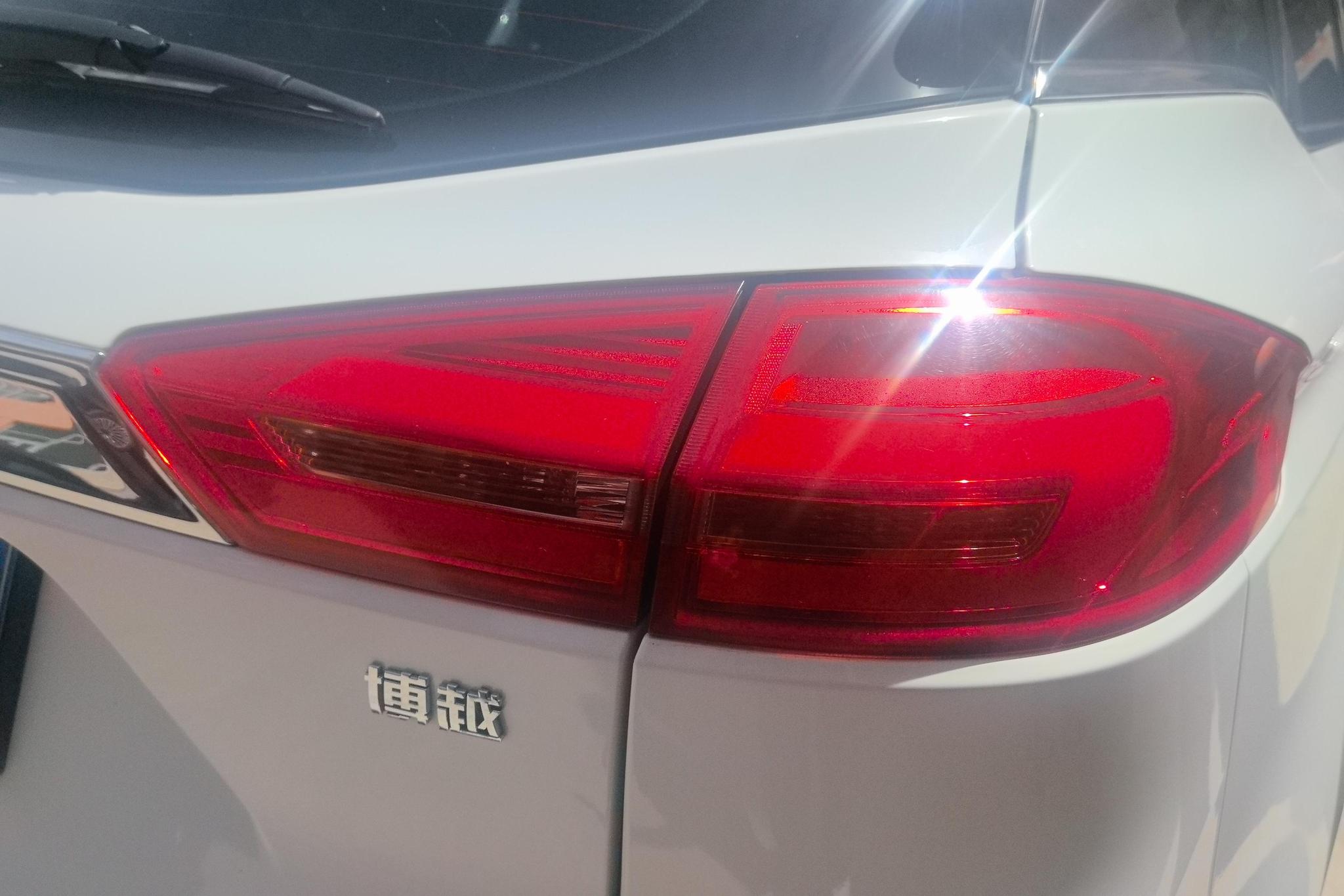 Geely Boyue 2016 1.8TD AT