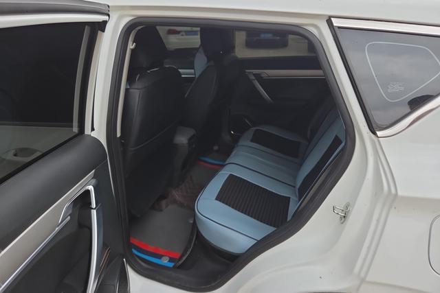 Geely Coolray 2023 1.5 T DCT — фото 15