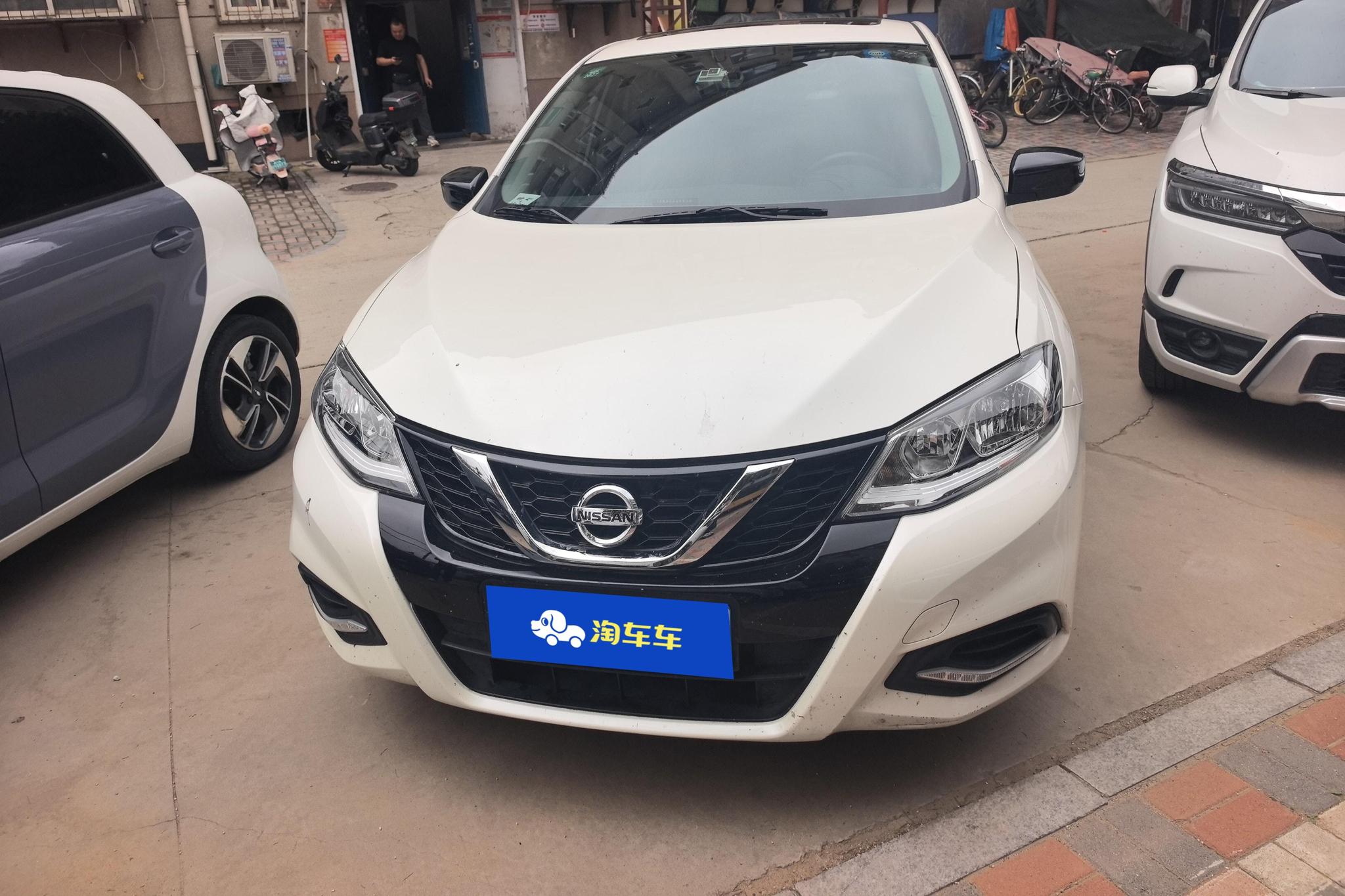 Nissan Tiida 2021 1.6L CVT