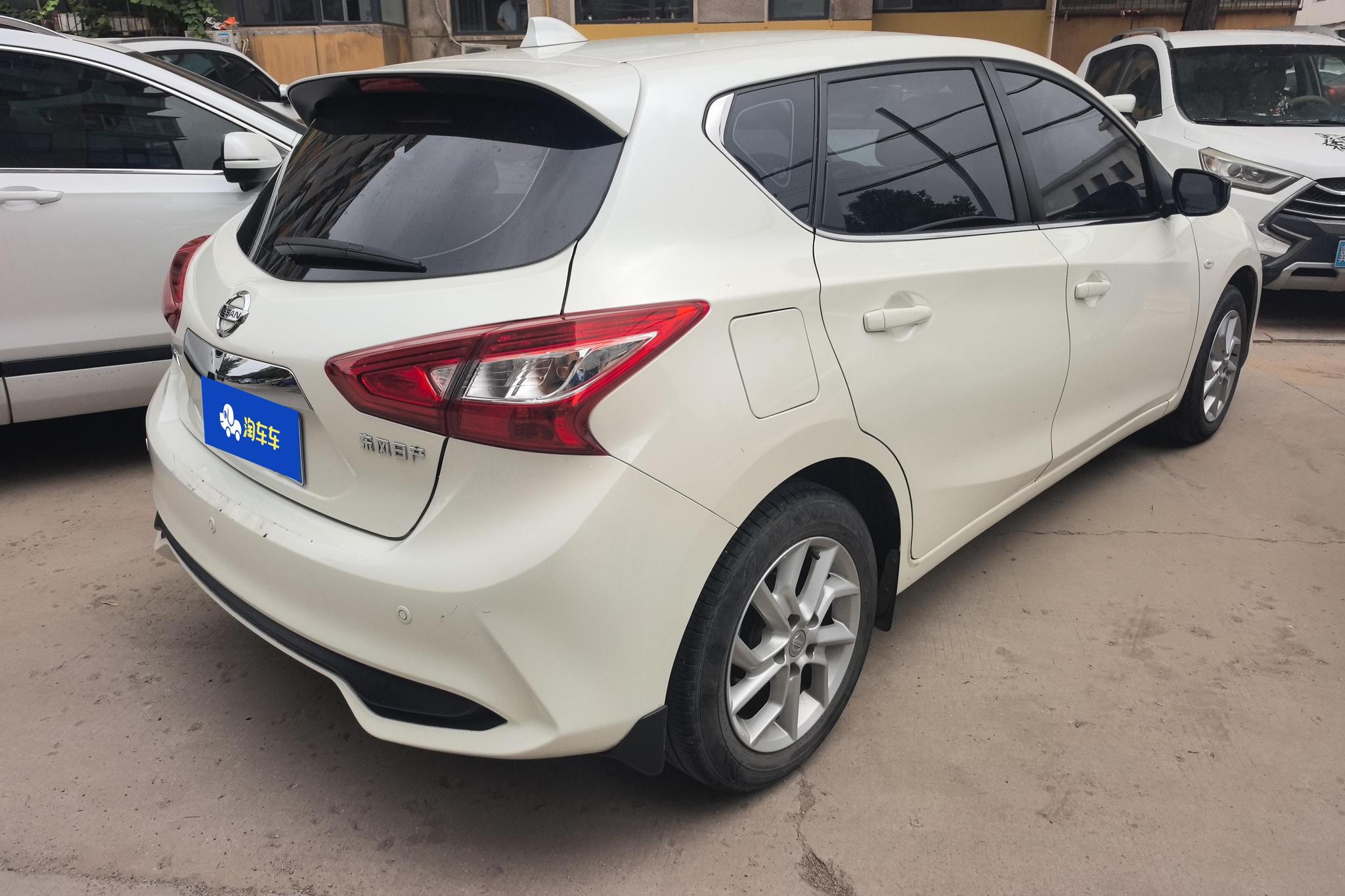 Nissan Tiida 2021 1.6L CVT