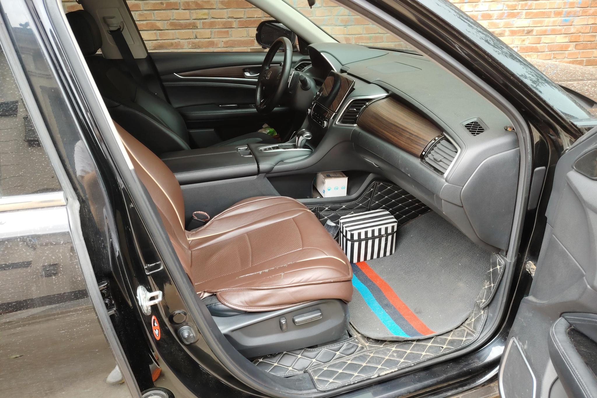 Honda Avancier 2017 240TURBO