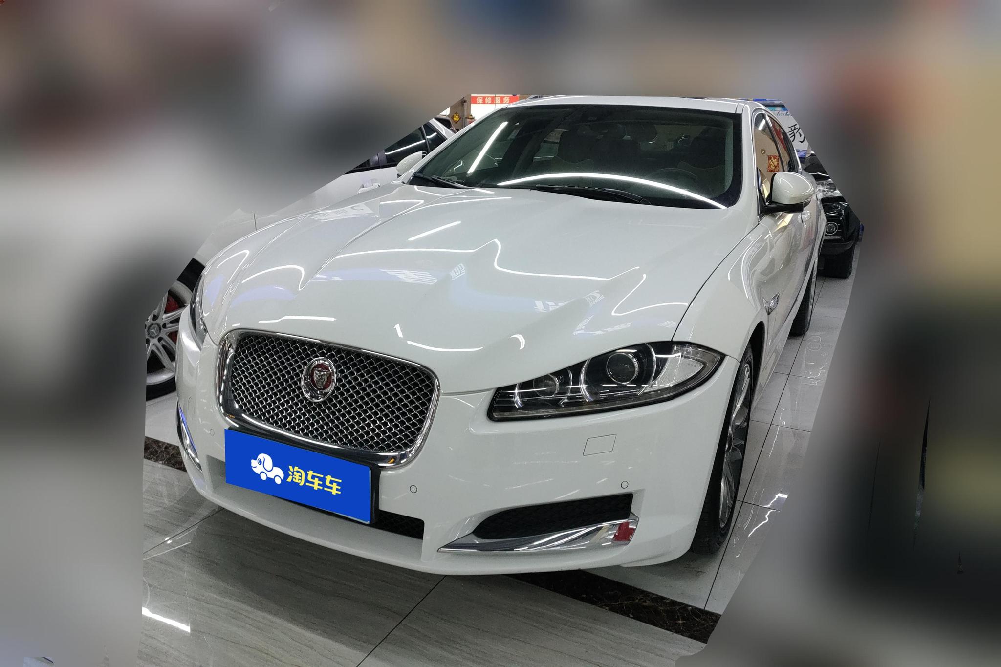 Jaguar XF
