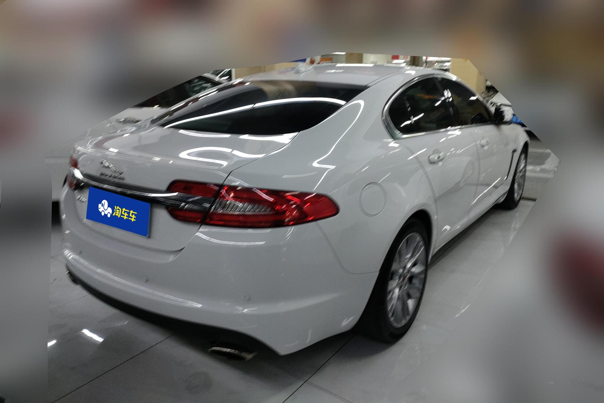 Jaguar XF 2015 XF 2.0T Luxury