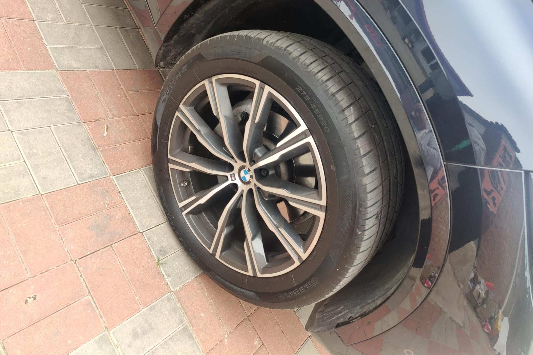 BMW X5 2022 xDrive 30Li Premium M Sport
