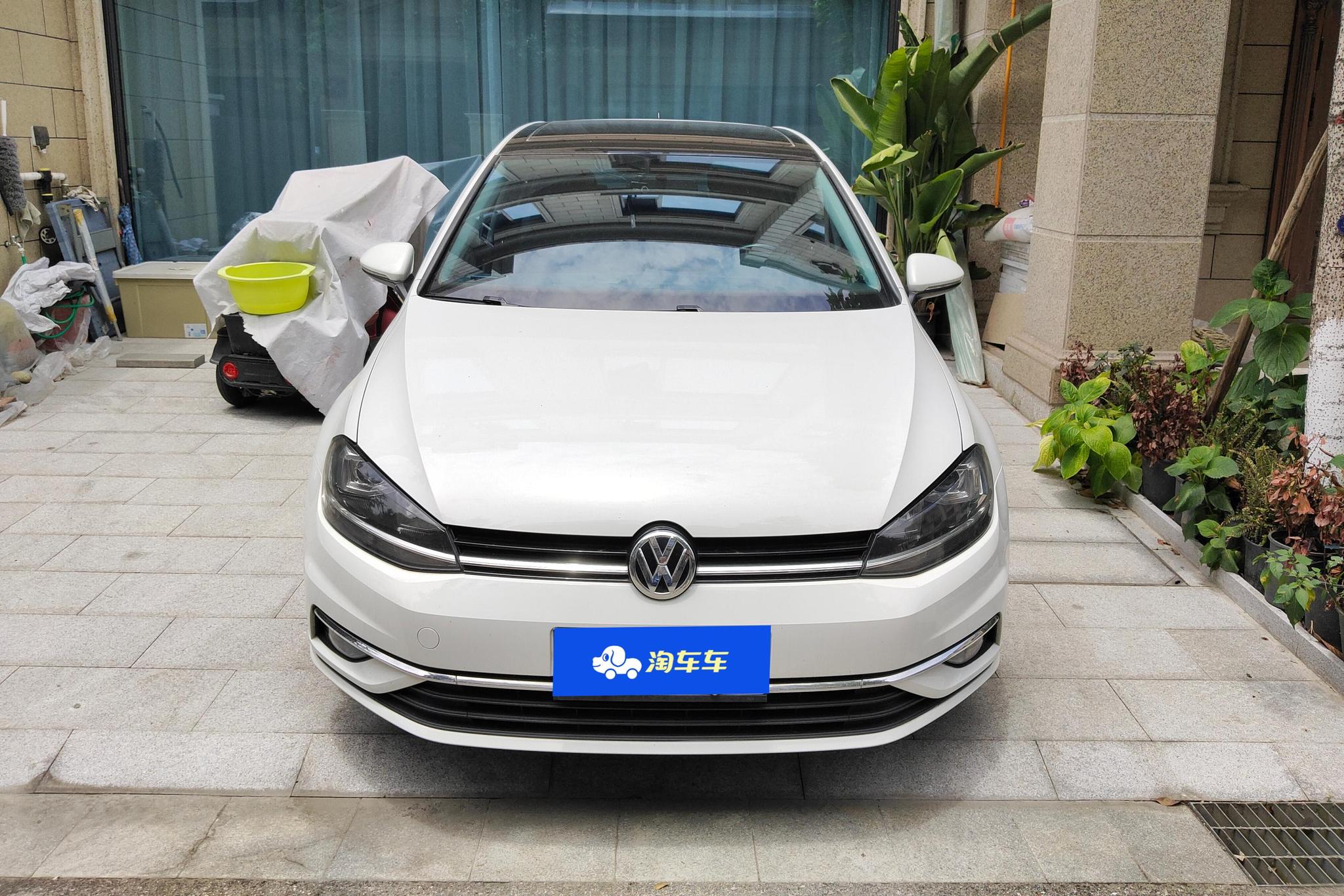 Volkswagen Golf 2019 200TSI DSG Comfort V