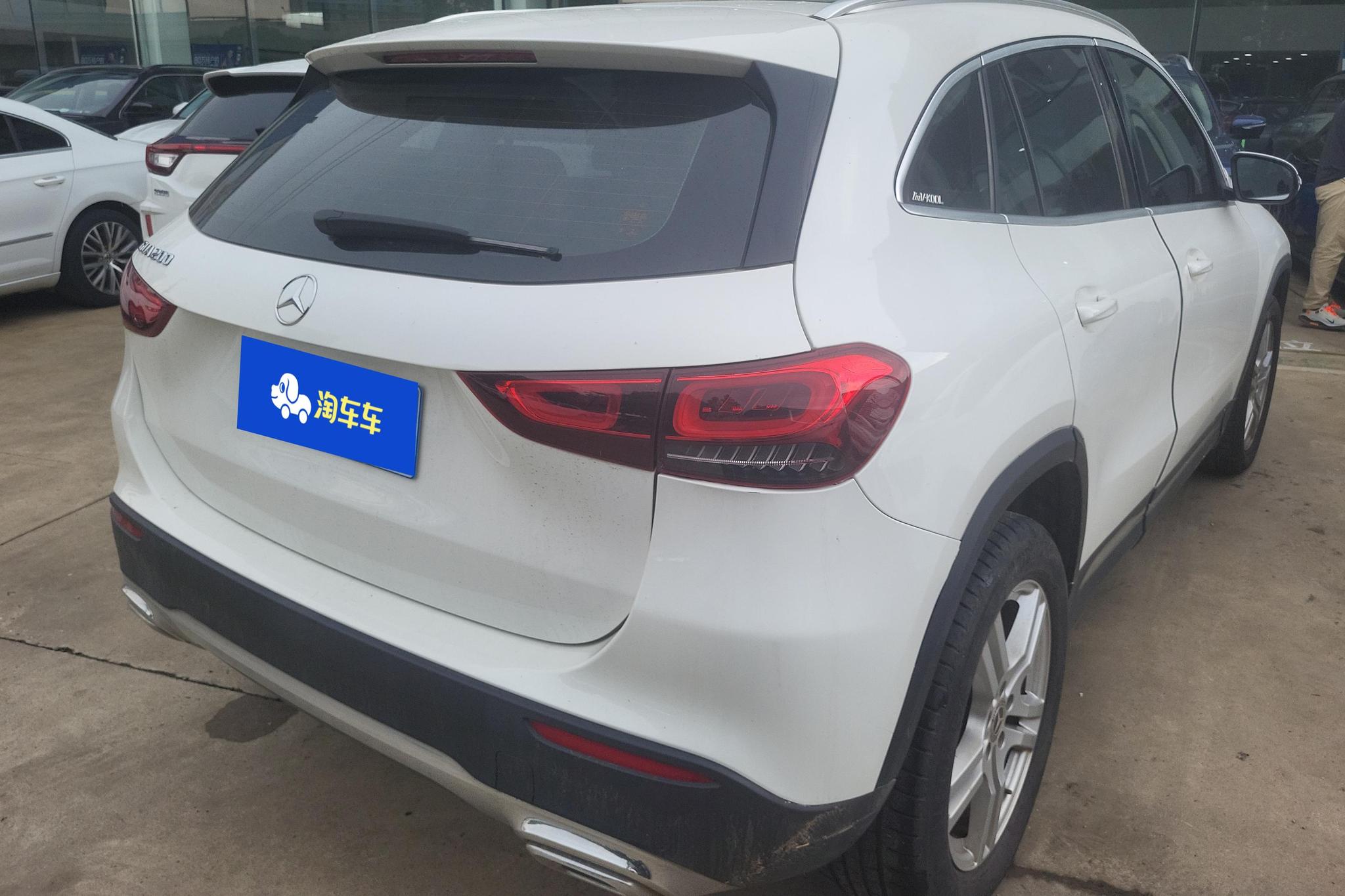 Mercedes-Benz GLA 2023 GLA 200