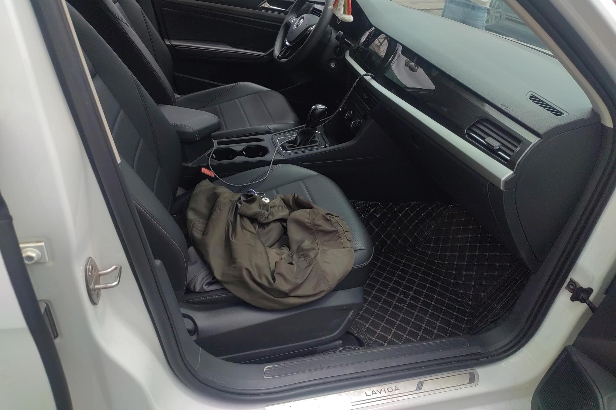 Volkswagen Lavida 2021 1.5L AT Comfort