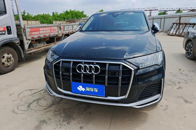 Audi Q7 2022 55 TFSI quattro S line Premium — фото 2
