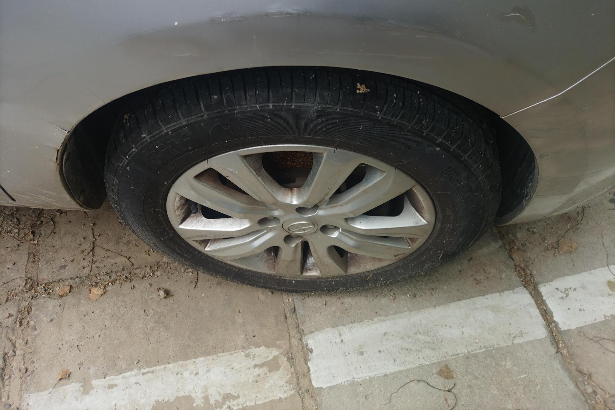 JAC JAC iEV iEV 2015 iEV5