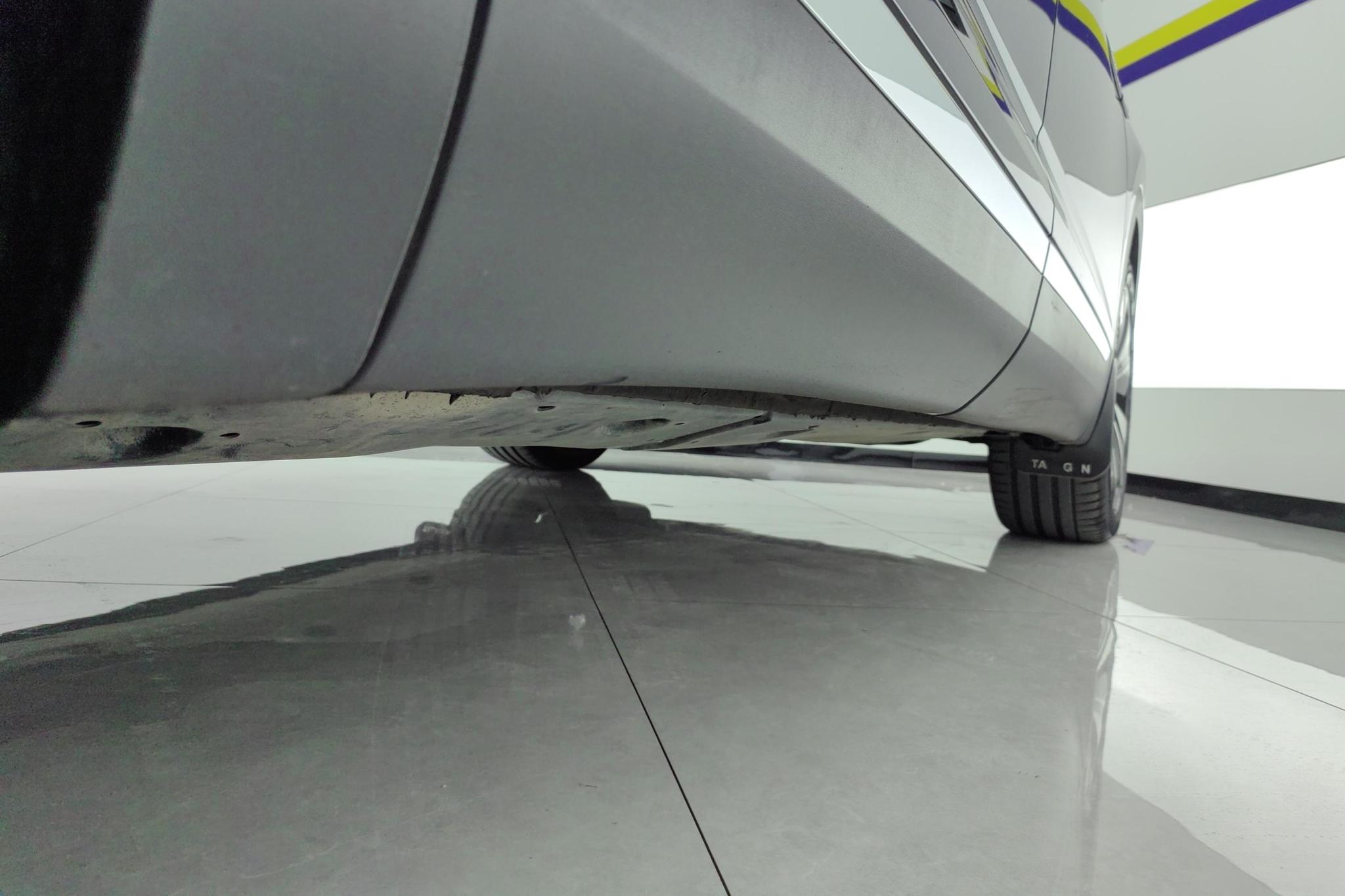Volkswagen Viloran 2023 380TSI Luxury Pro 6 мест