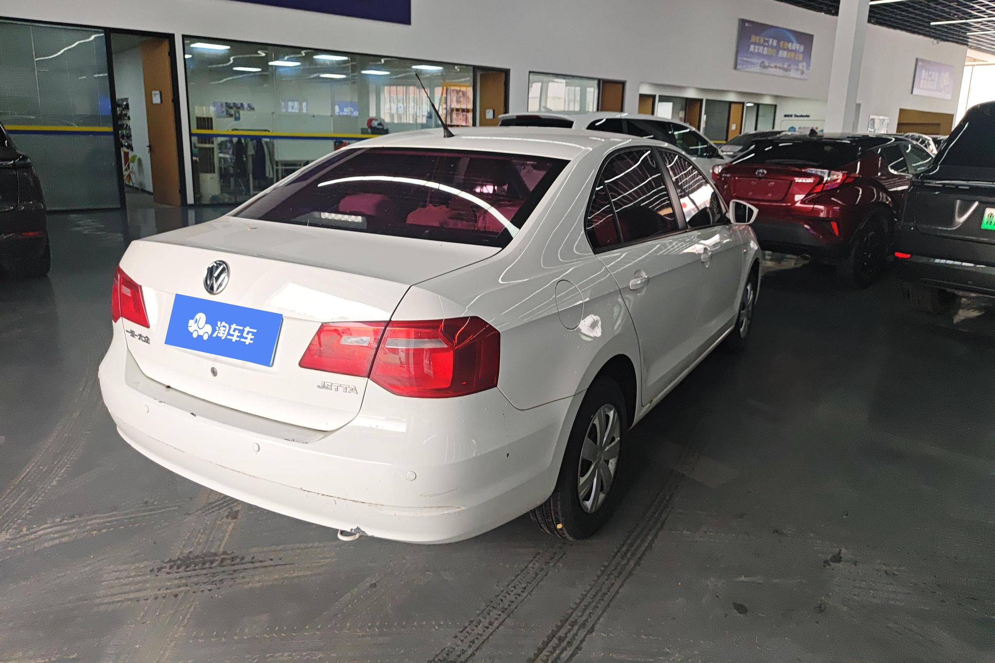 Volkswagen Jetta 2015 1.4L MT Fashion