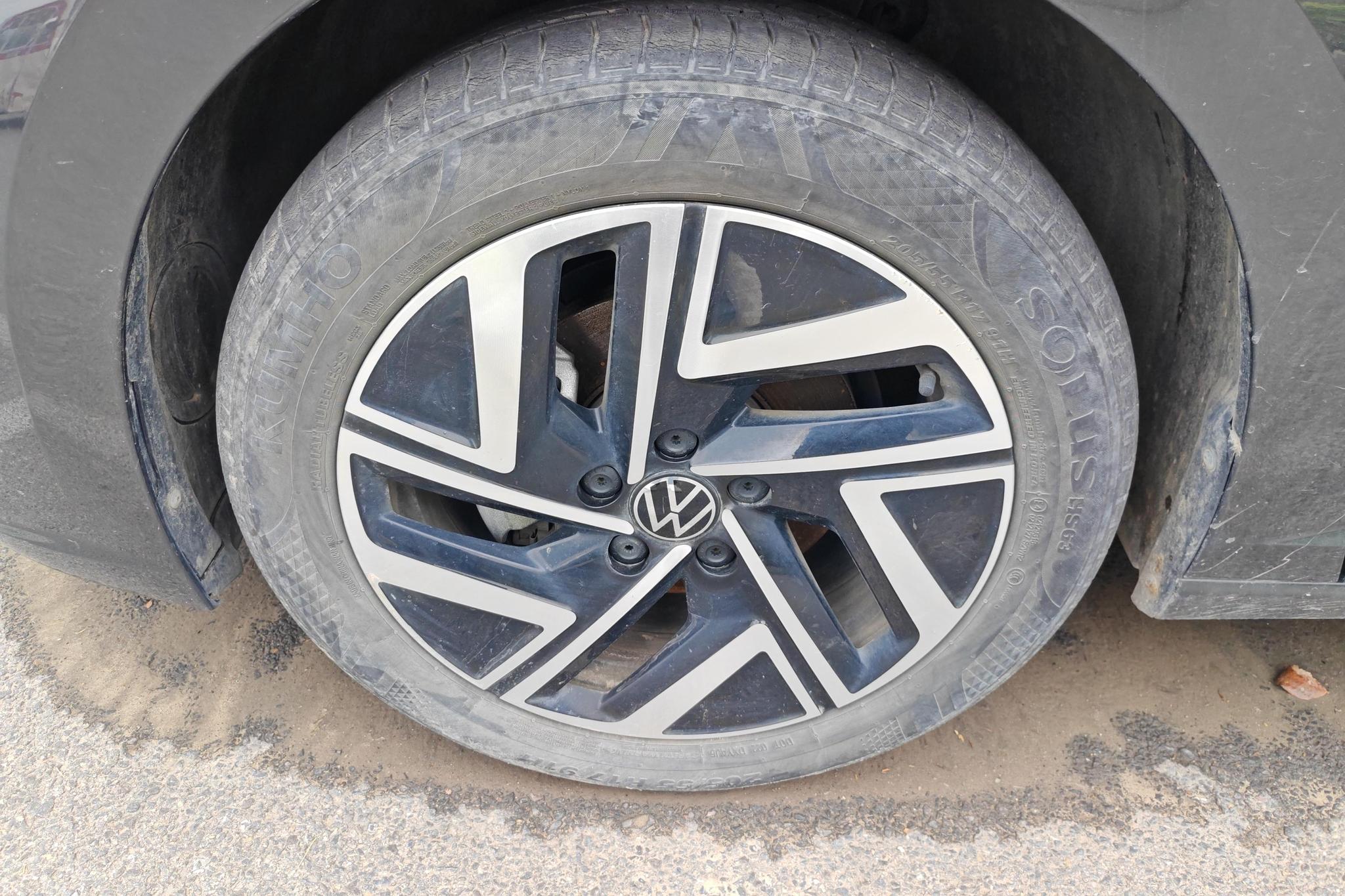 Volkswagen Sagitar 2023 300TSI DSG