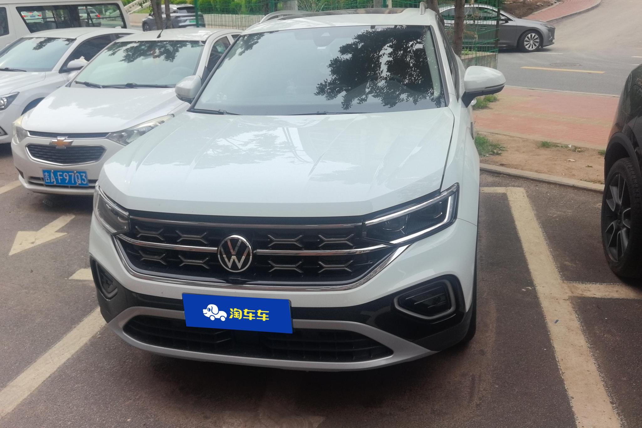 Volkswagen Tayron 2024 300TSI Luxury Plus