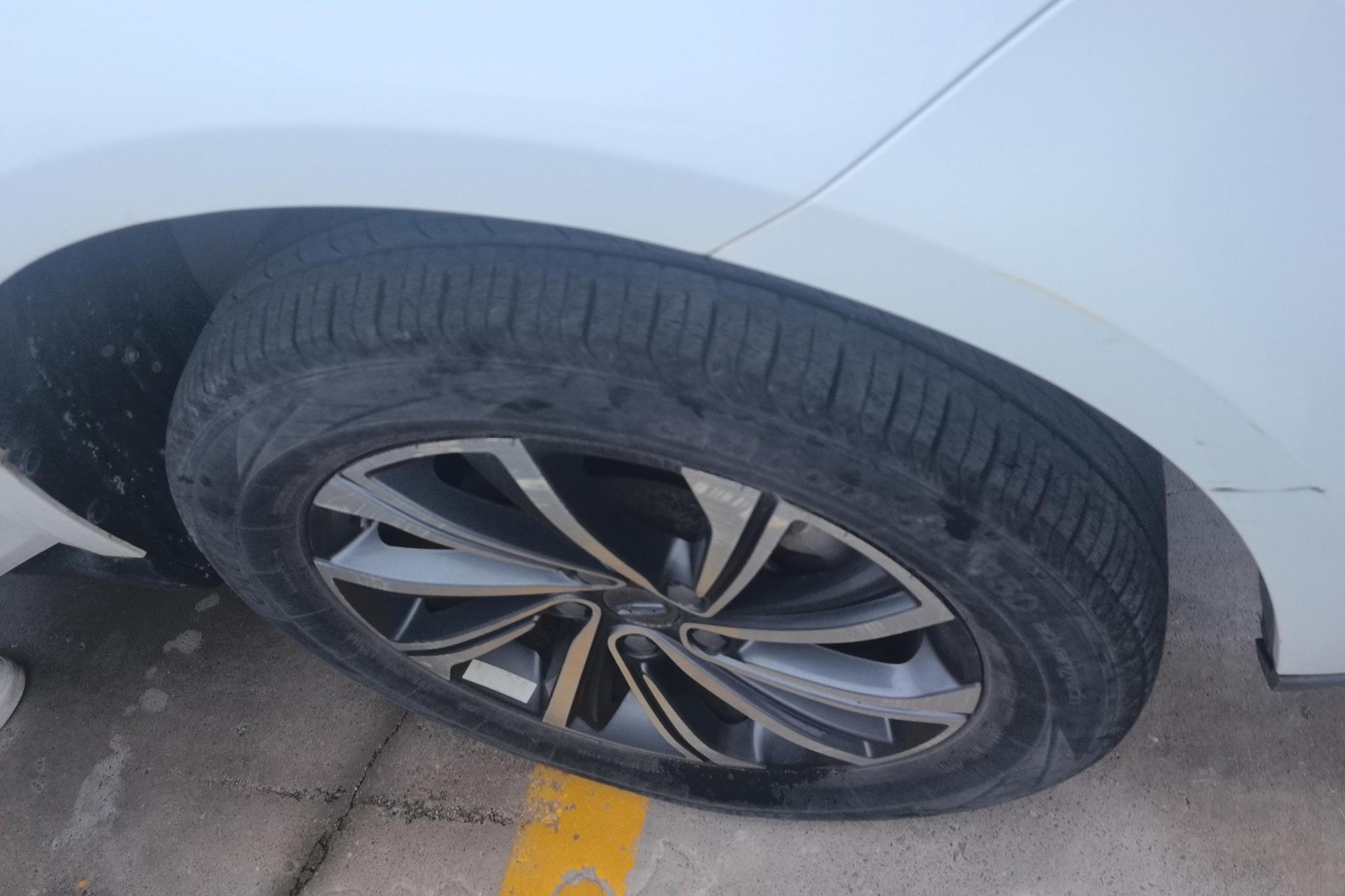 Geely Vision X6 X6 2020 1.4T CVT Luxury