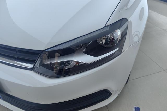 Volkswagen Polo 2018 1.5 L MT — фото 4
