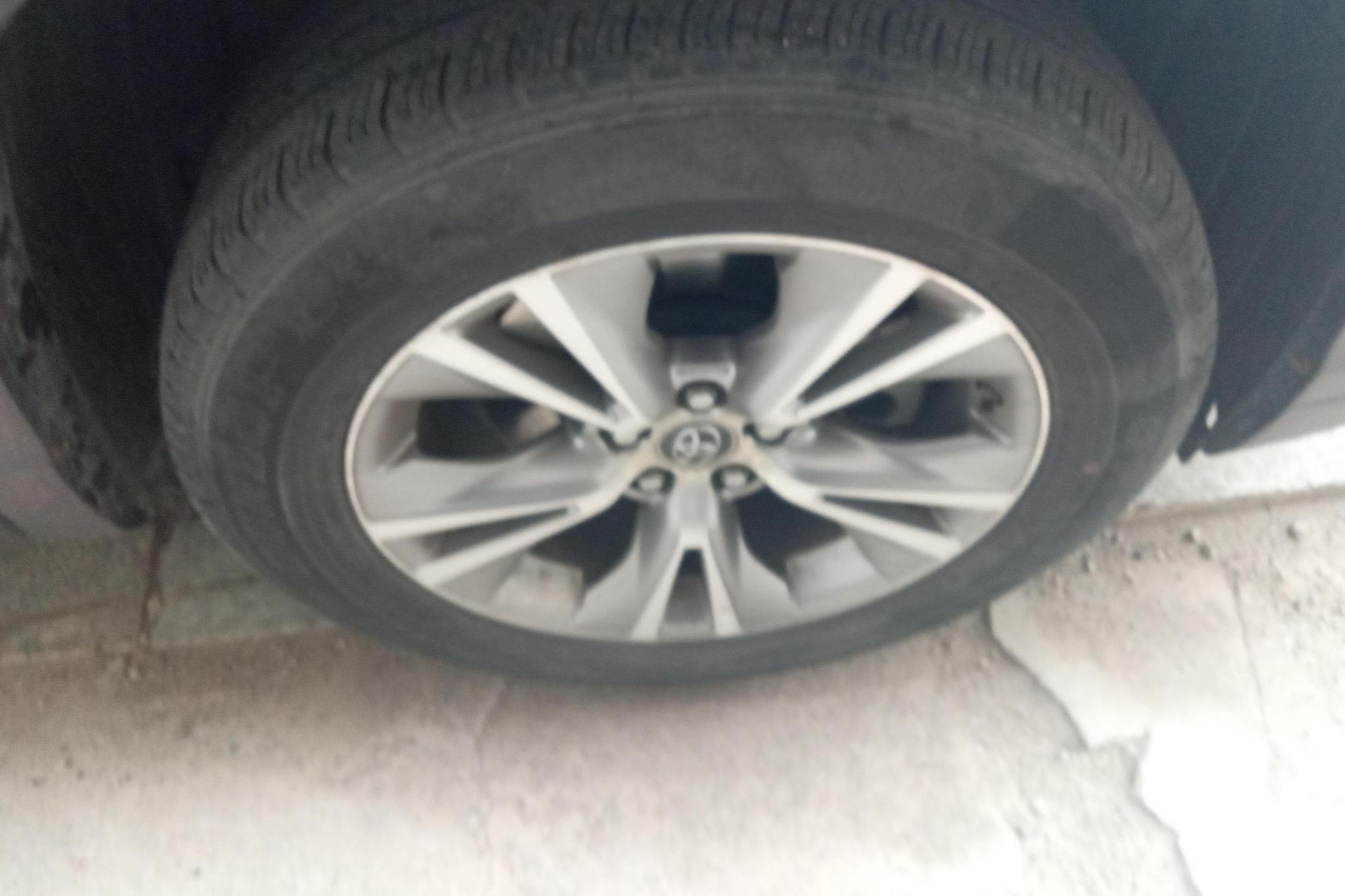 Toyota Highlander 2018 2.0T Elite 7 мест V