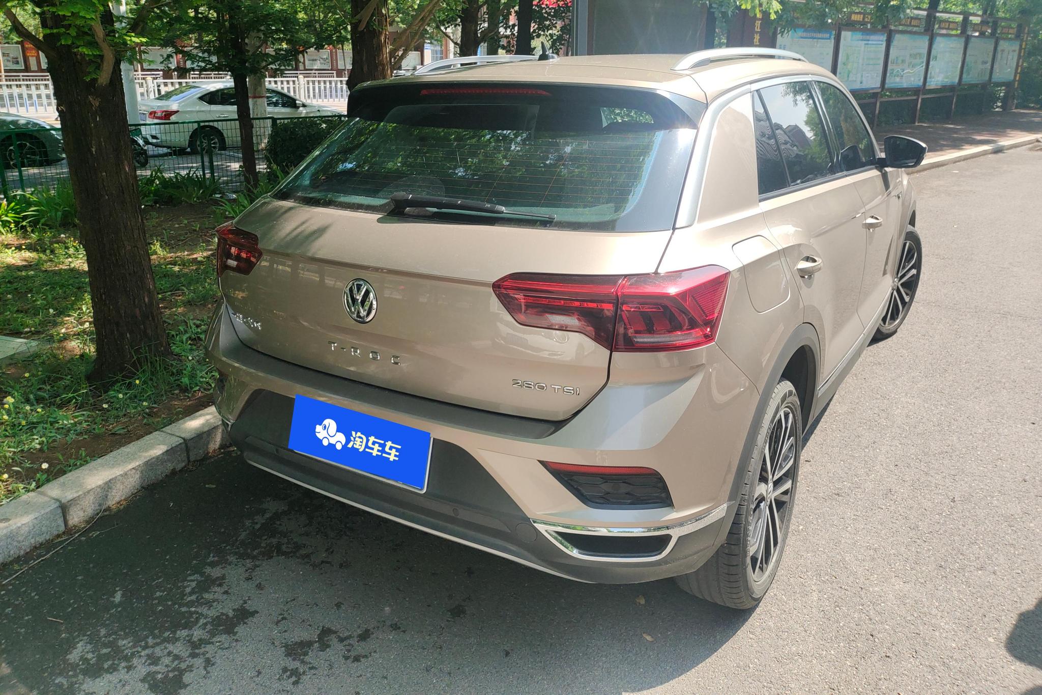 Volkswagen T-Roc 2019 280TSI DSG Comfort VI