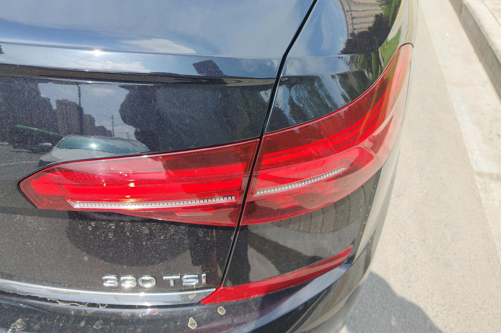 Volkswagen Passat 2020 330TSI Luxury VI