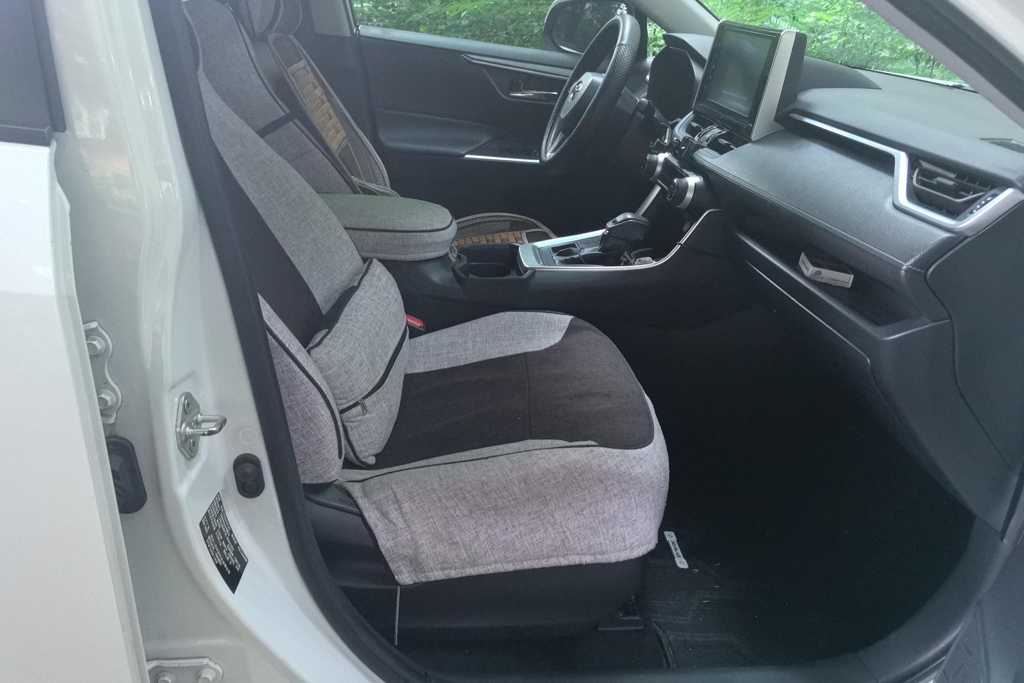 Toyota RAV4 2020 2.0L CVT