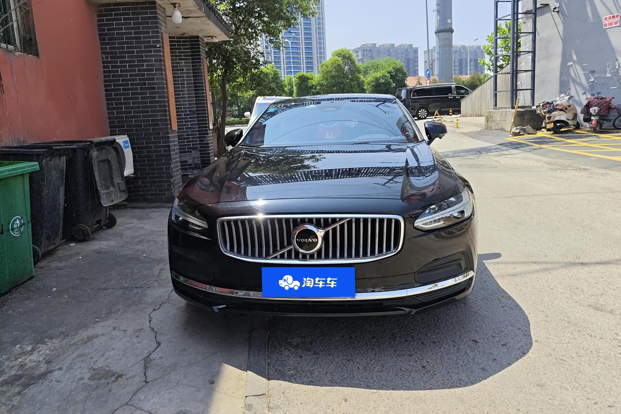Volvo S90 2023 B5 Luxury