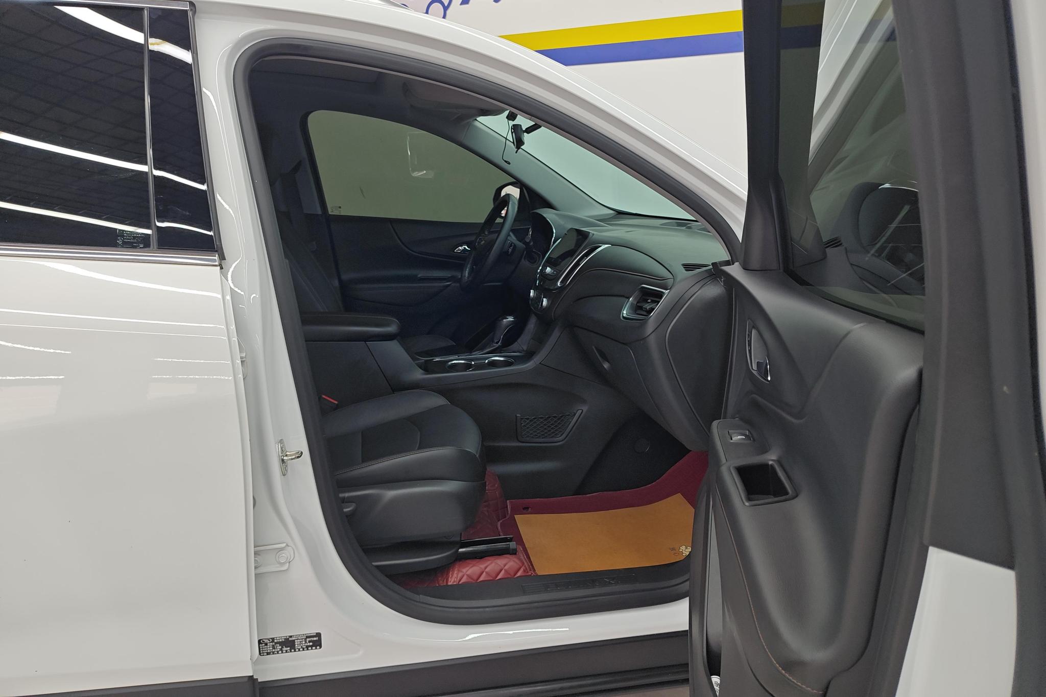 Chevrolet Equinox 2018 550T AT