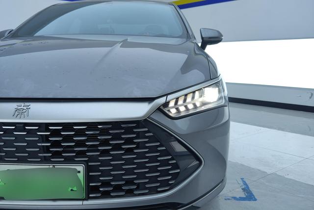 BYD QIN PLUS Hybrid 2024 — фото 10