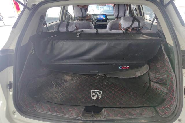 Wuling Baojun 510 2017 1.5 L MTComfort — фото 17